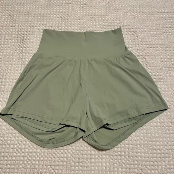 HALARA Pants - Halara In my feels Shorts